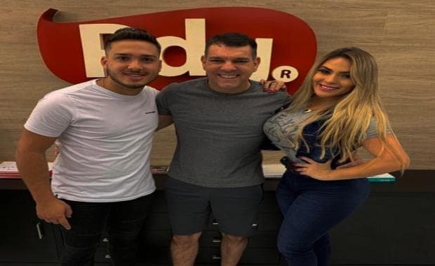 Alex Padang anuncia mudanças na Cavaleiros do Forró com troca de vocalistas