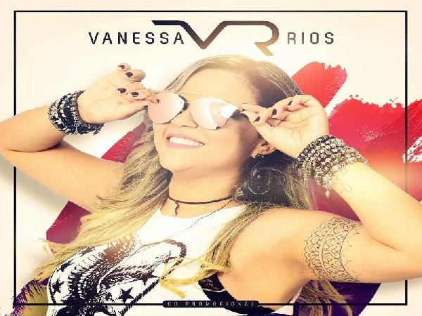 Cantora Vanessa Rios lança primeiro CD da carreira solo 
