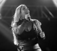 Forró dos Plays anuncia desligamento da cantora Michelle Menezes 